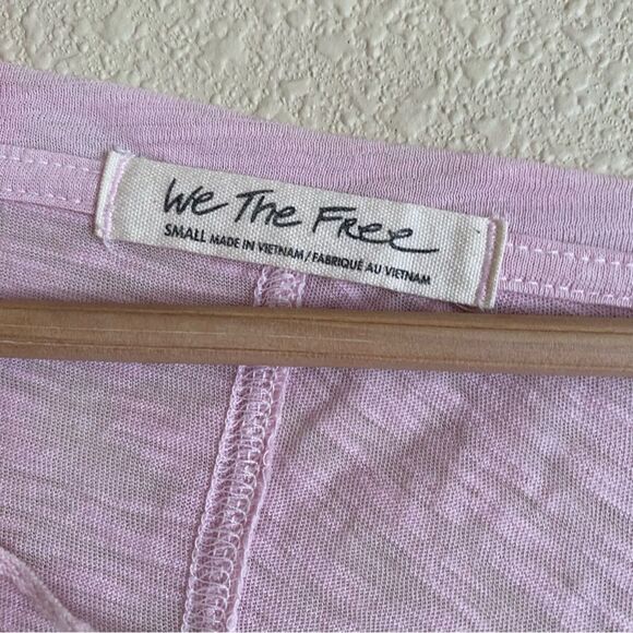 Free People On My Mind V-Neck Shirt in Flower Trail (Pink) - Picture 4 of 5